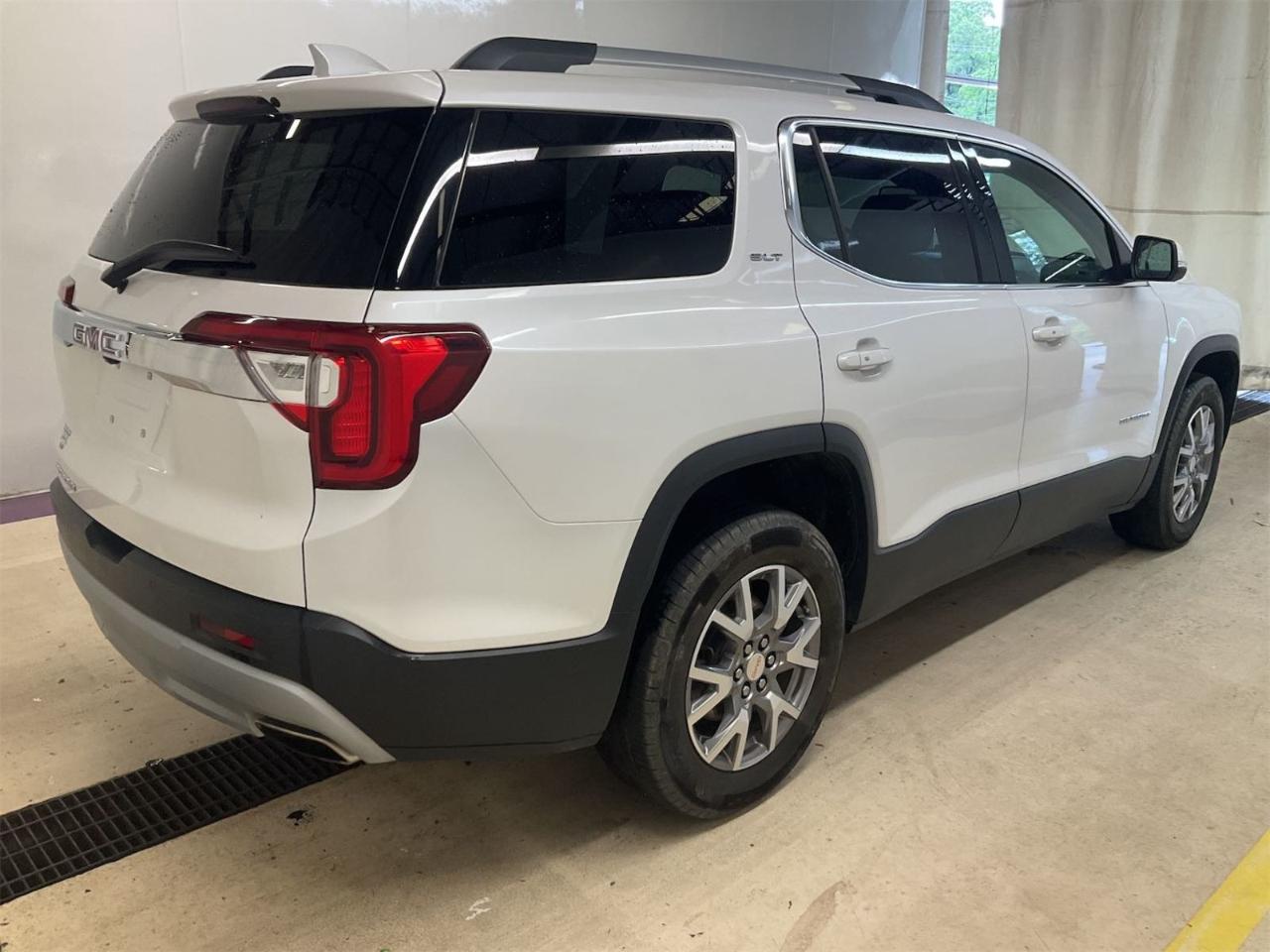 GMC Acadia SLT 2021