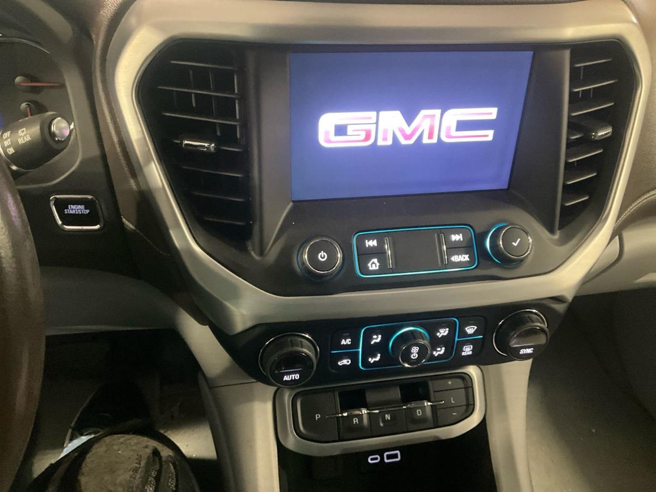 GMC Acadia SLT 2021