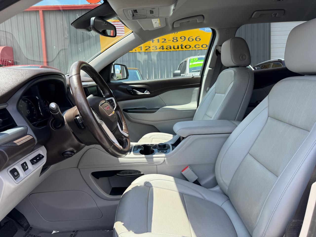 GMC Acadia SLT 2021