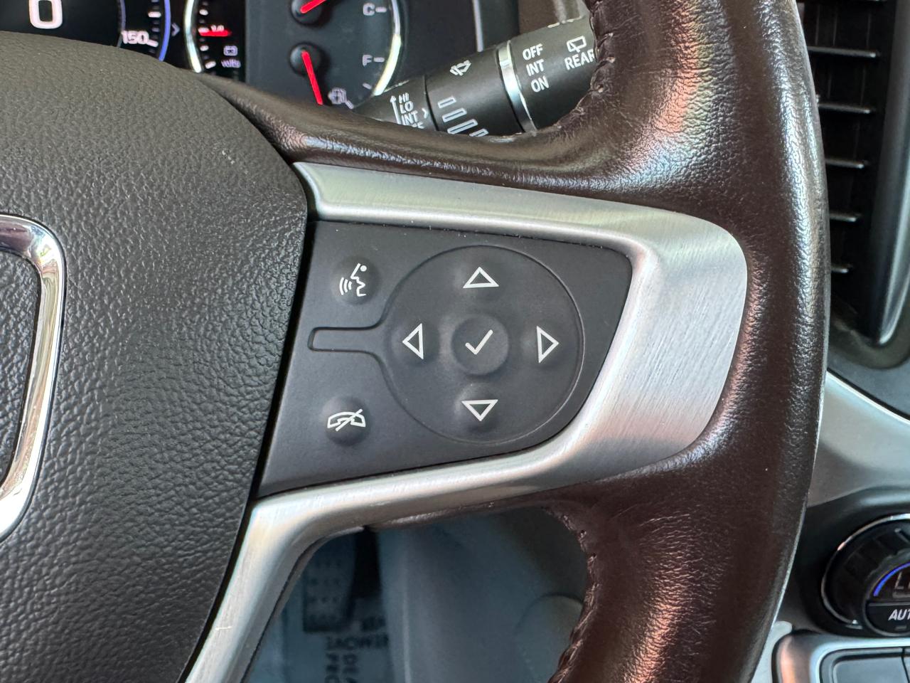 GMC Acadia SLT 2021