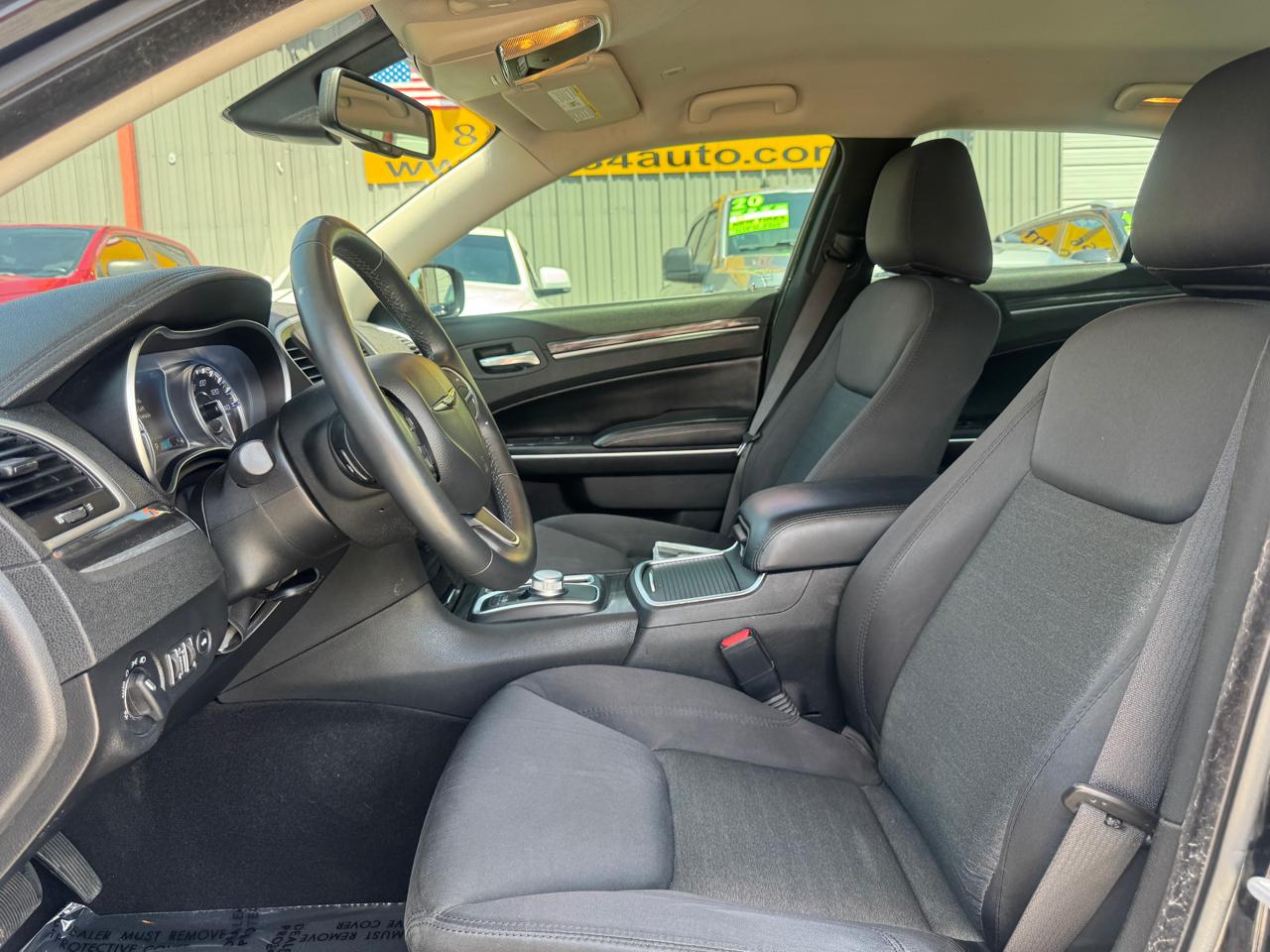 Chrysler 300 Touring 2022