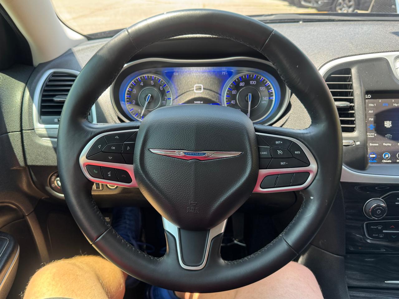 Chrysler 300 Touring 2022
