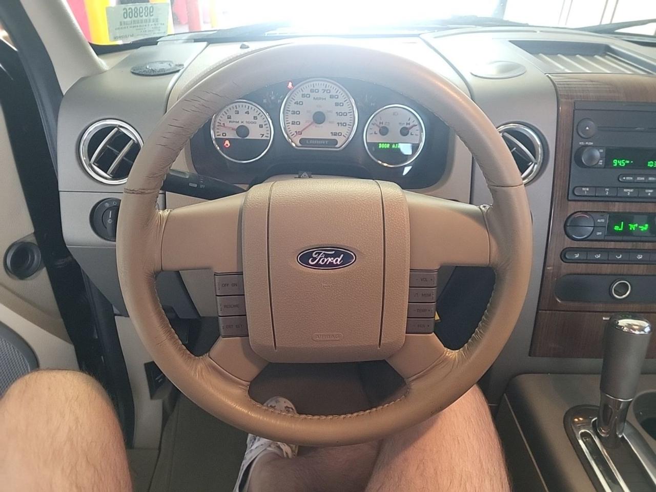 Ford F-150 Lariat SuperCab 4WD 2004