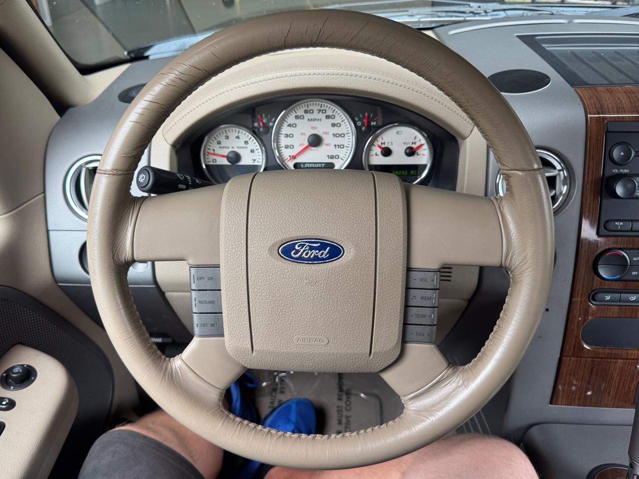 Ford F-150 Lariat SuperCab 4WD 2004