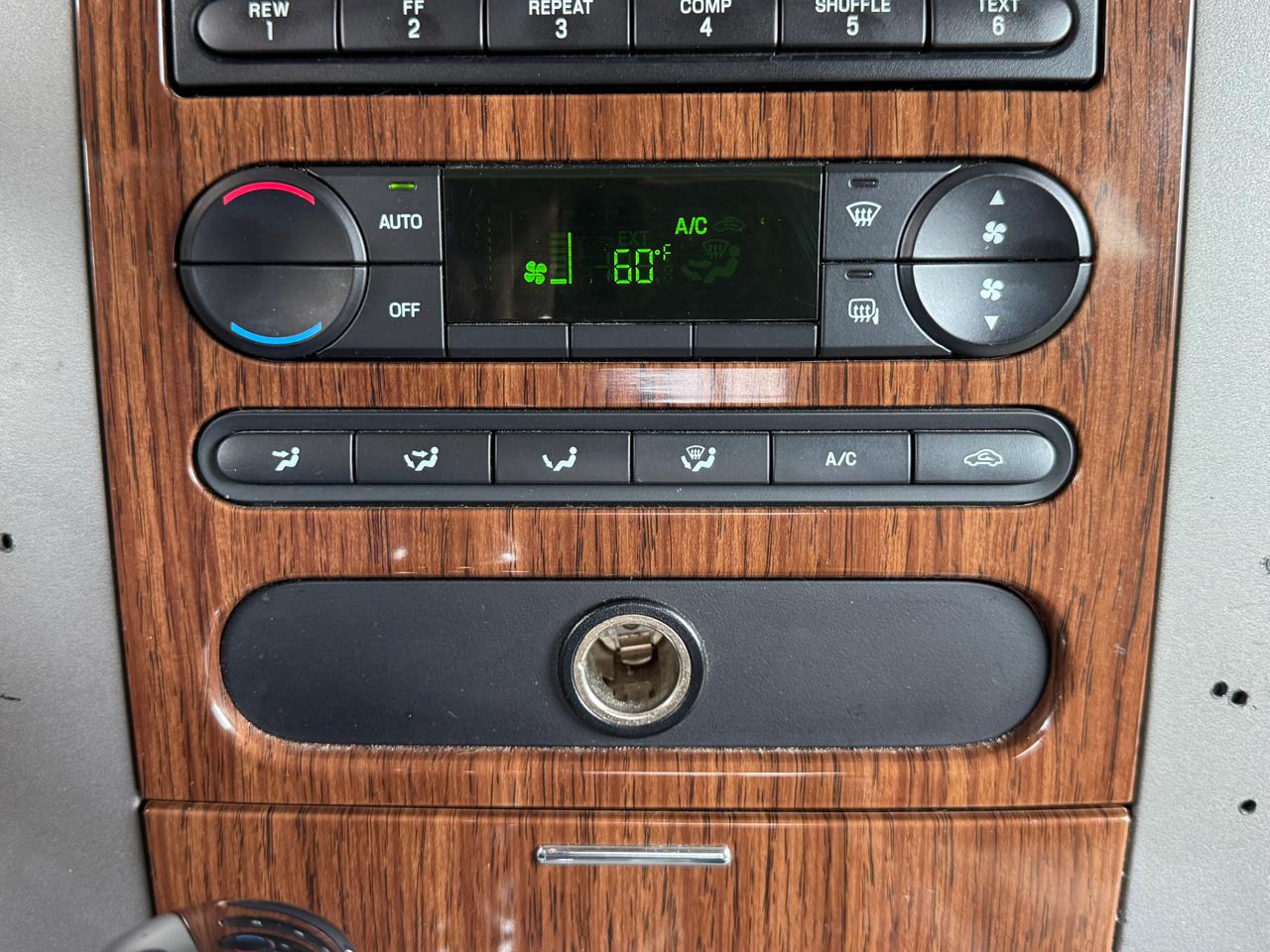 Ford F-150 Lariat SuperCab 4WD 2004