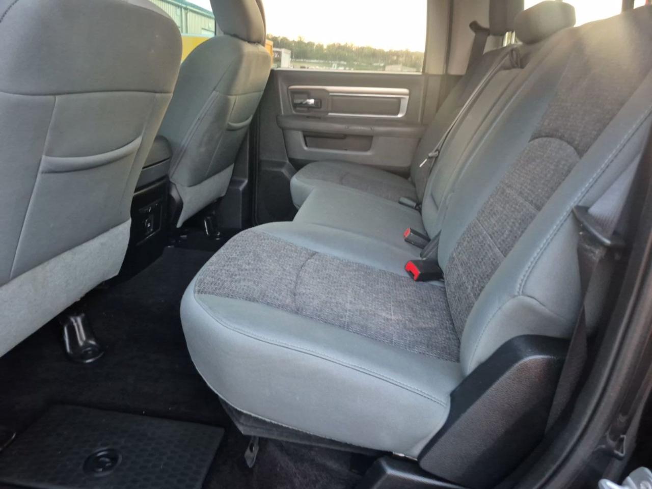 RAM 2500 Big Horn Crew Cab 4WD 2016