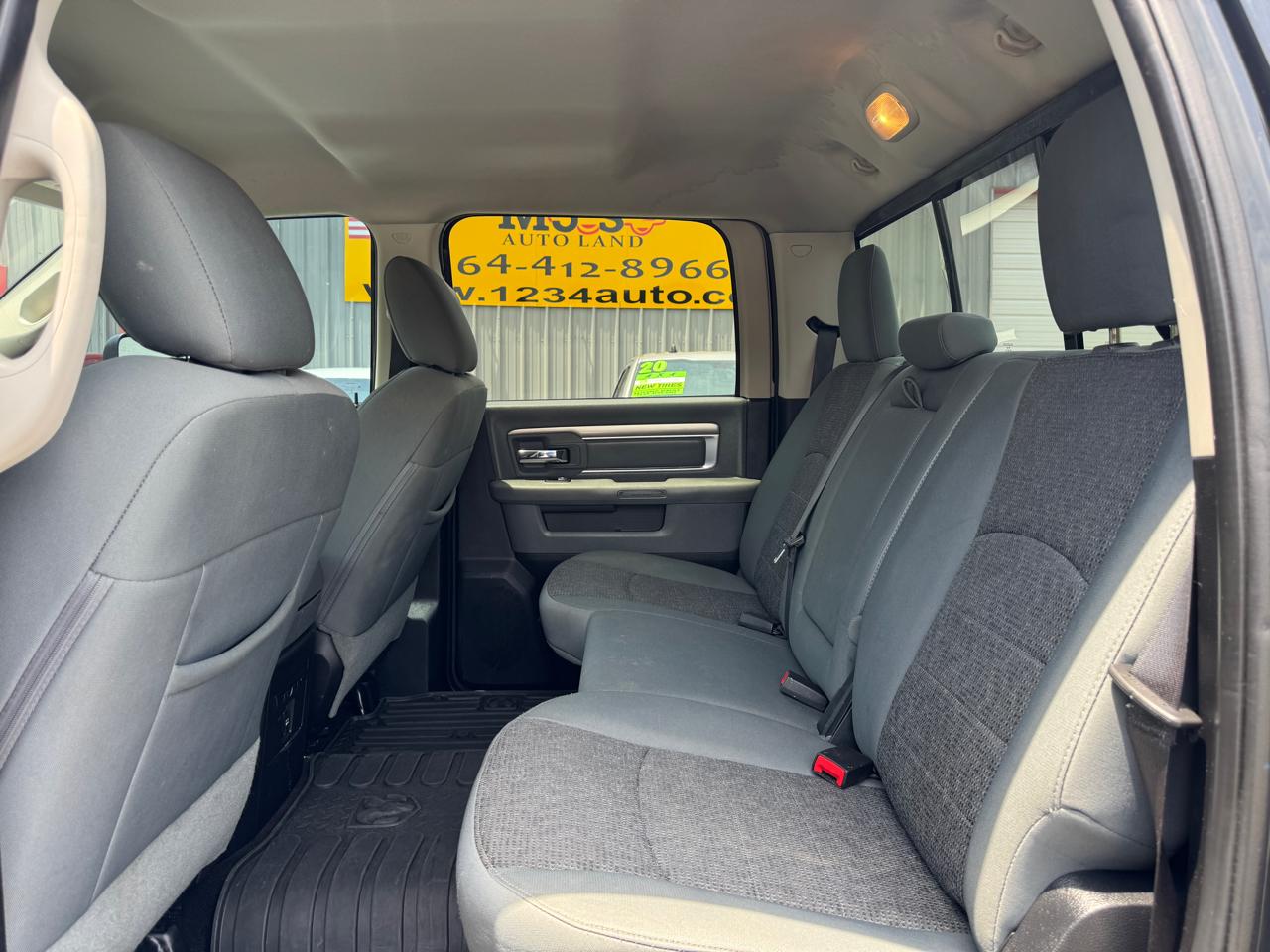 RAM 2500 Big Horn Crew Cab 4WD 2016