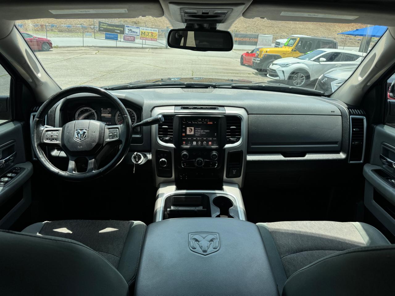 RAM 2500 Big Horn Crew Cab 4WD 2016
