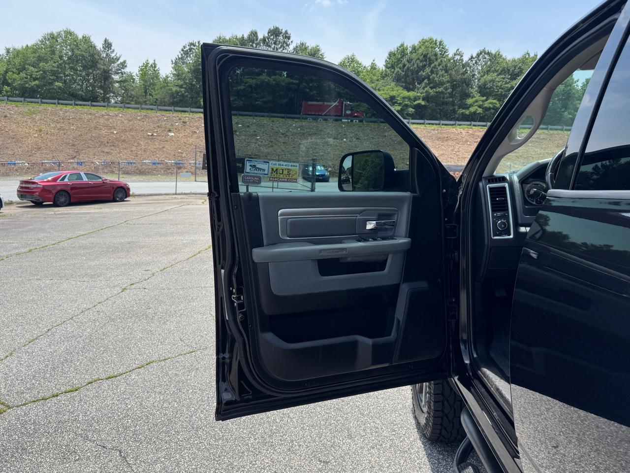 RAM 2500 Big Horn Crew Cab 4WD 2016