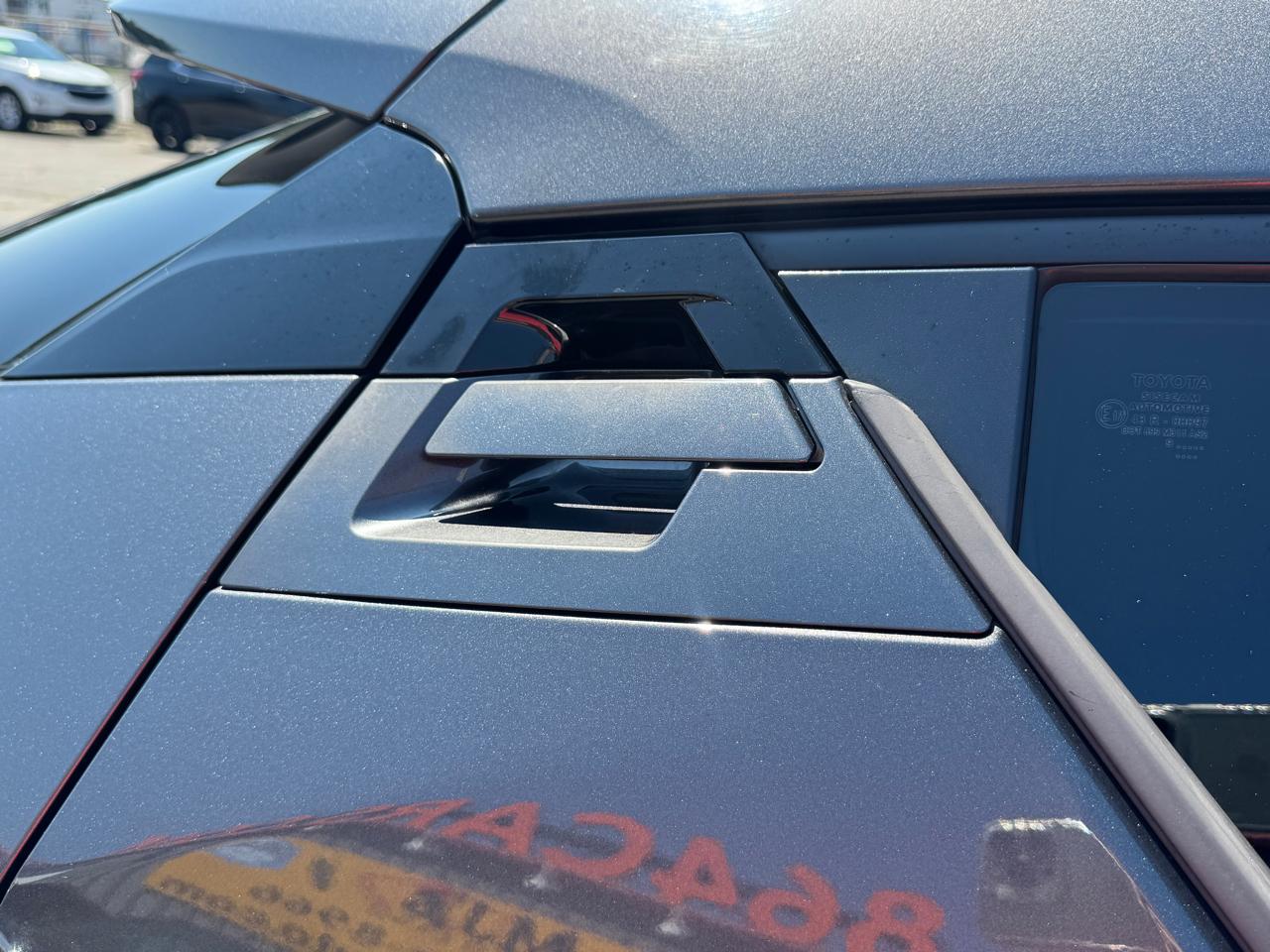 Toyota C-HR LE 2019