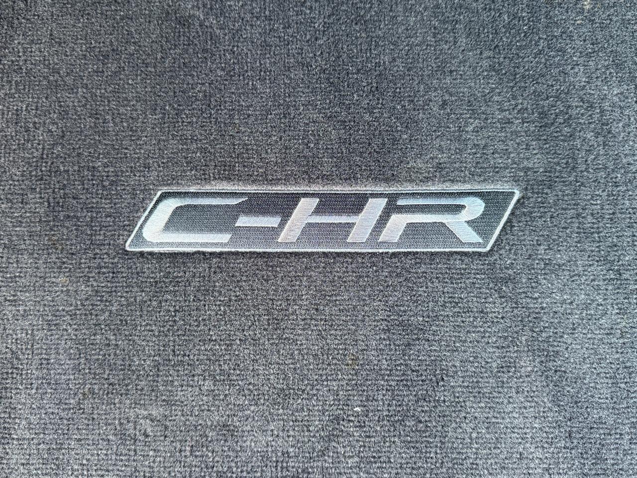 Toyota C-HR LE 2019