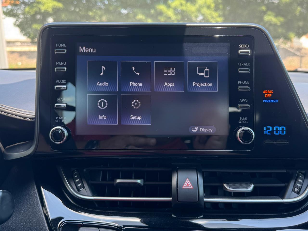 Toyota C-HR LE 2019