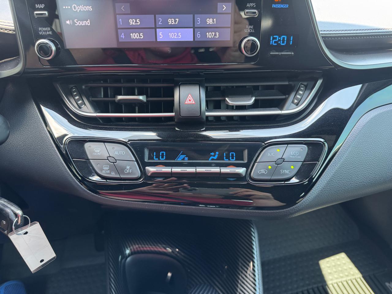 Toyota C-HR LE 2019