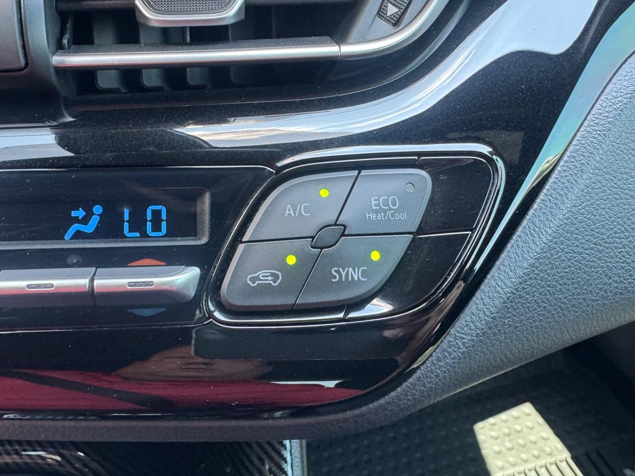 Toyota C-HR LE 2019