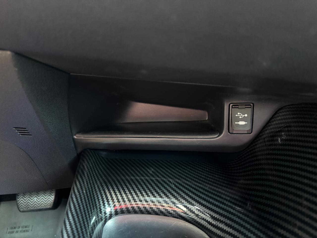 Toyota C-HR LE 2019