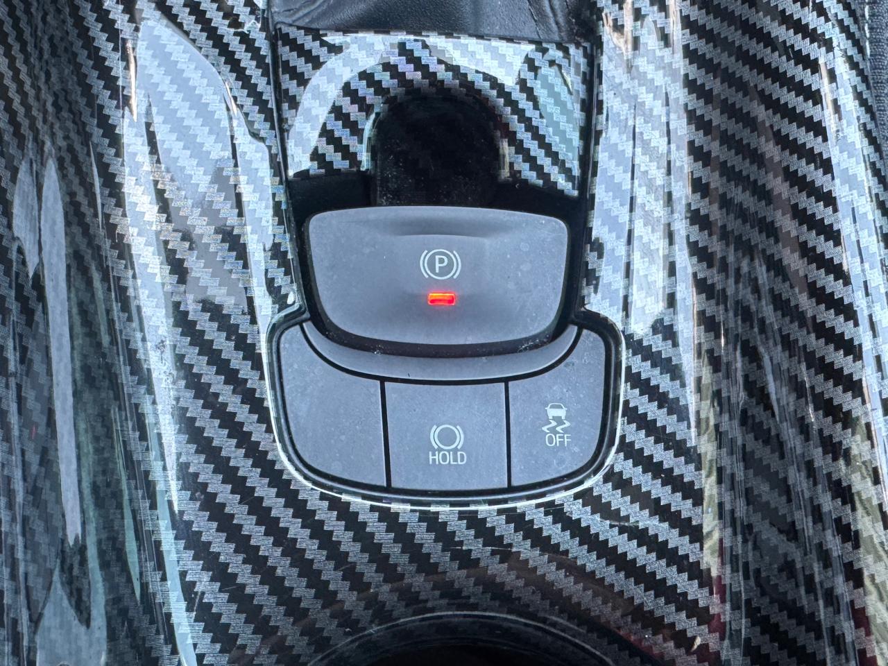 Toyota C-HR LE 2019