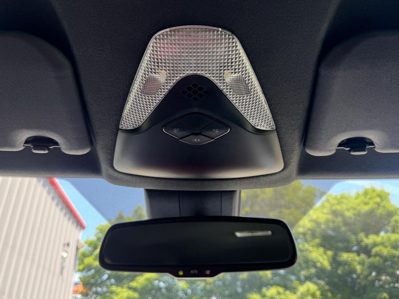 Toyota C-HR LE 2019