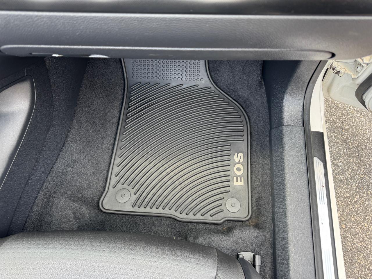 Volkswagen Eos  2014
