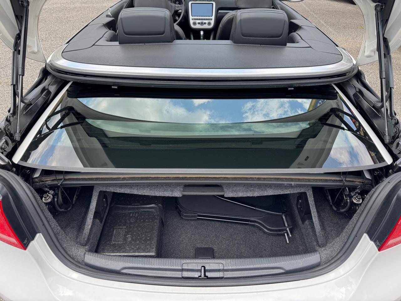 Volkswagen Eos  2014