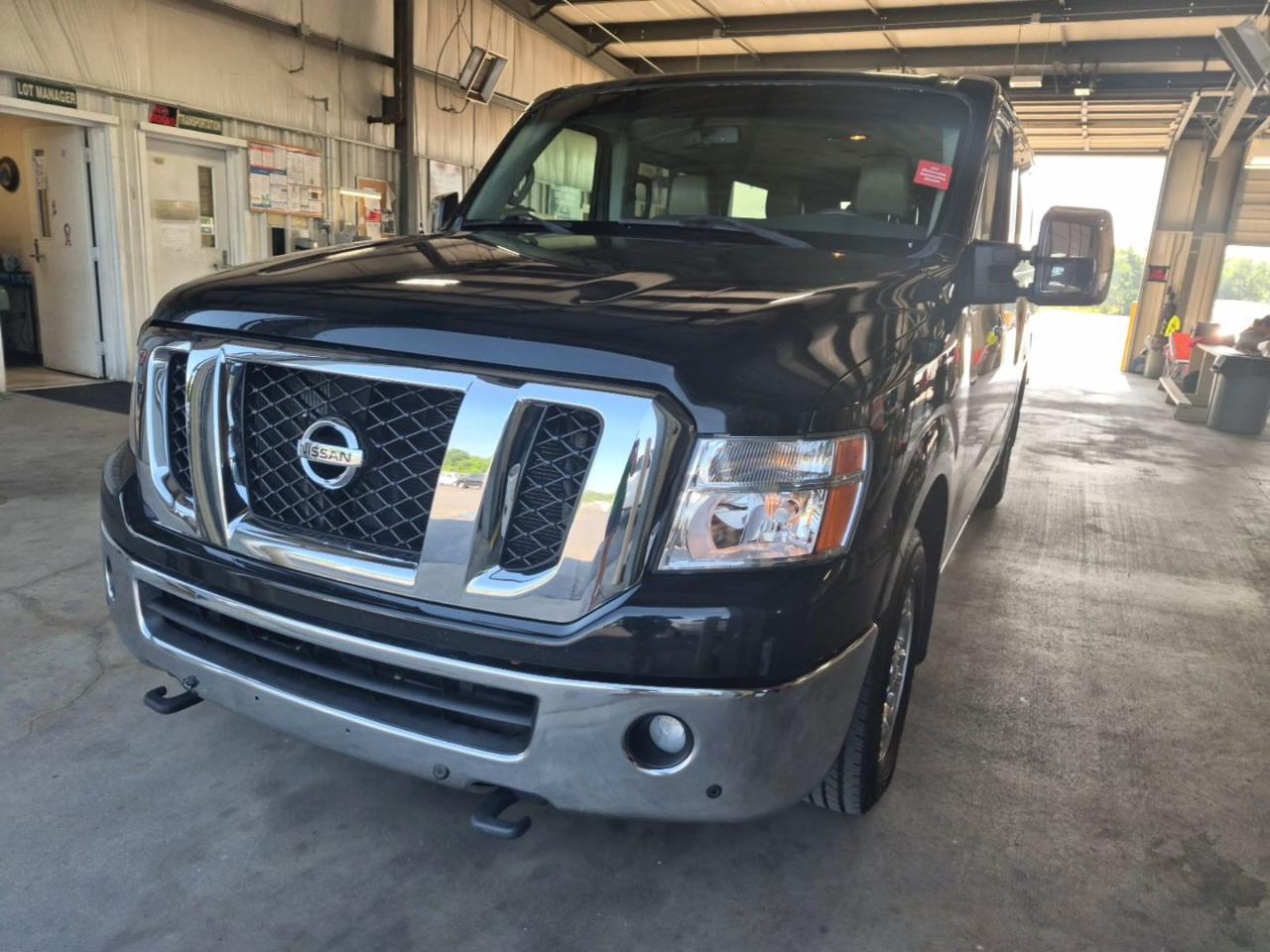 2015 Nissan NV Passenger NV3500 HD SL V8