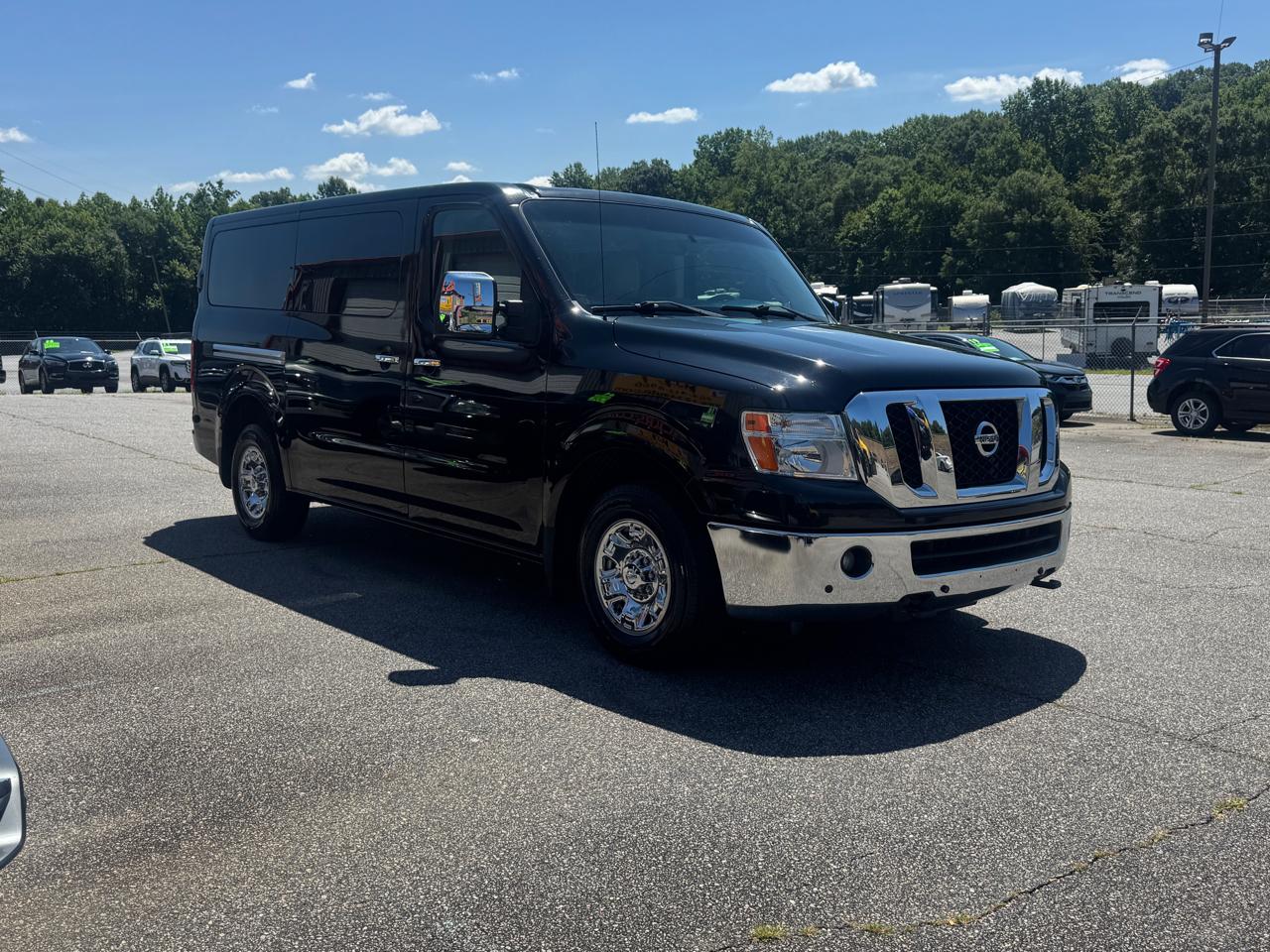 Nissan NV Passenger  2015