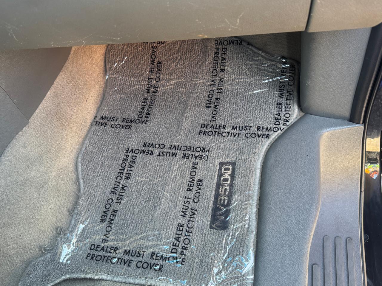 Nissan NV Passenger  2015