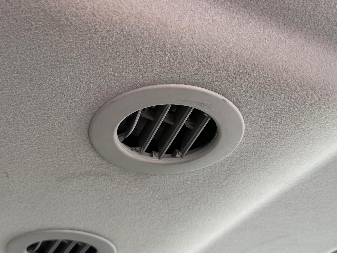 Nissan NV Passenger  2015