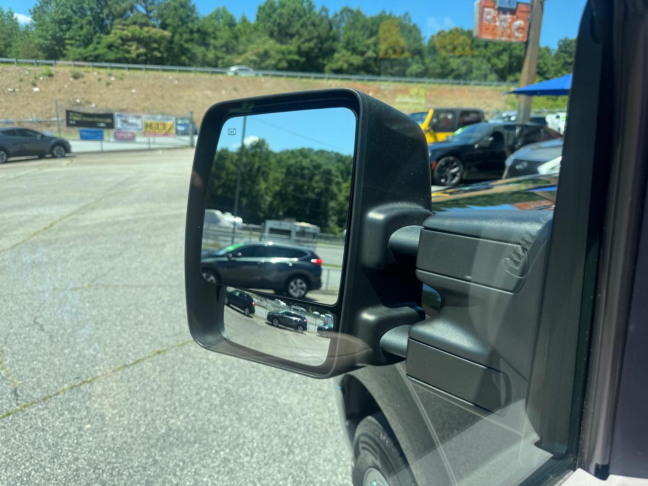 Nissan NV Passenger  2015