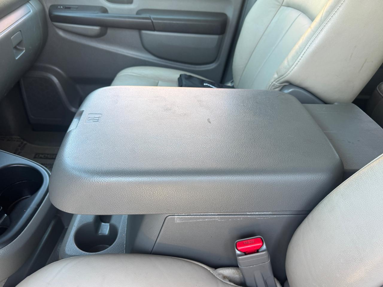 Nissan NV Passenger  2015