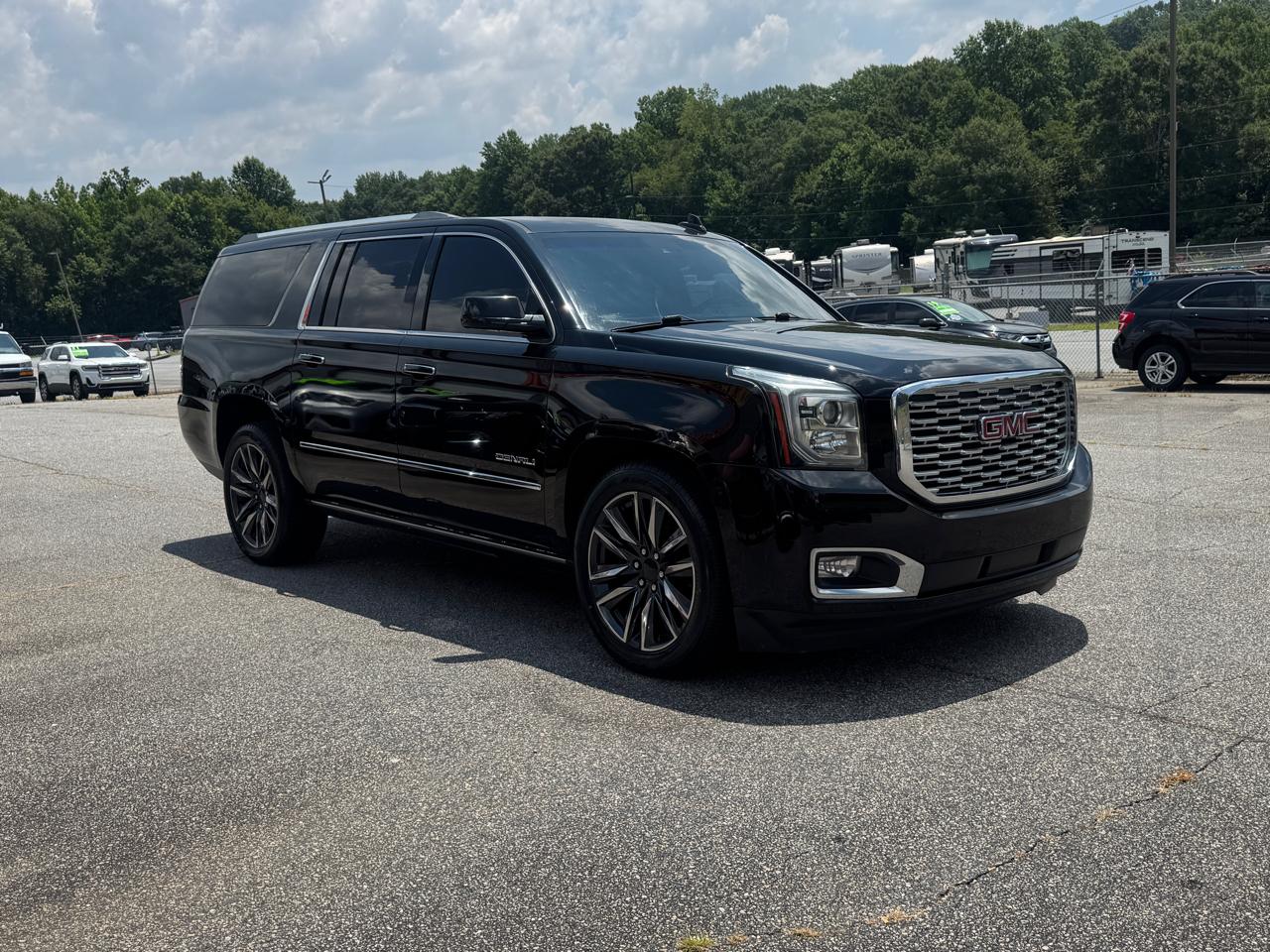 GMC Yukon XL Denali 4WD 2018