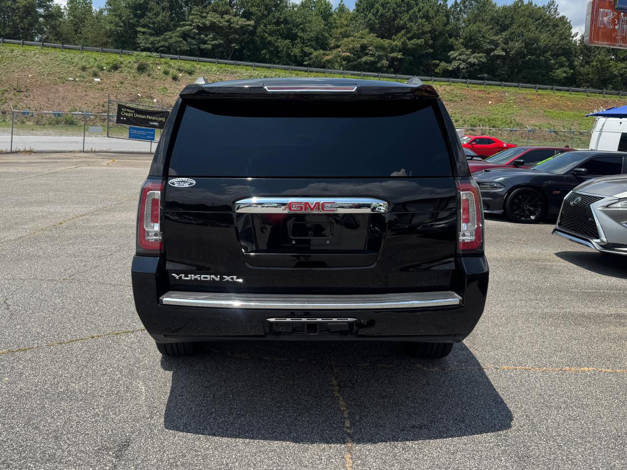 GMC Yukon XL Denali 4WD 2018