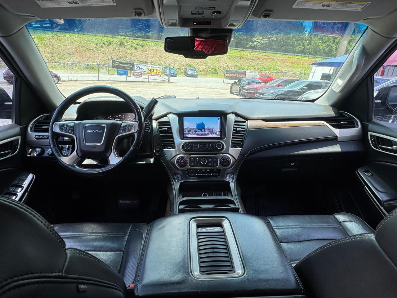 GMC Yukon XL Denali 4WD 2018