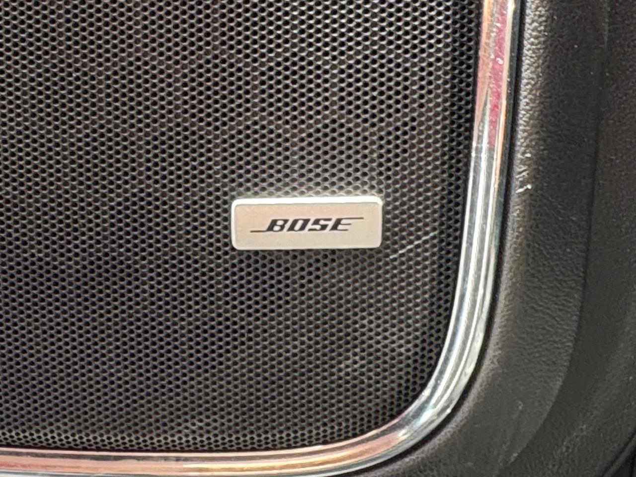 GMC Yukon XL Denali 4WD 2018