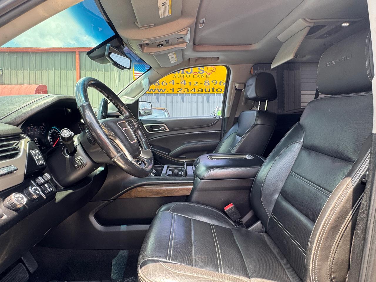 GMC Yukon XL Denali 4WD 2018