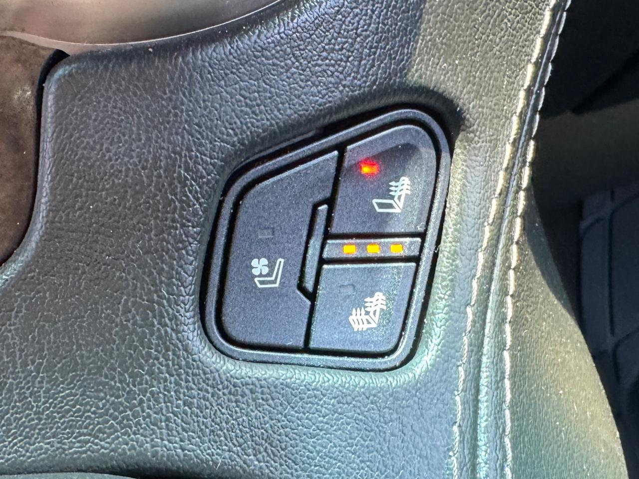GMC Yukon XL Denali 4WD 2018