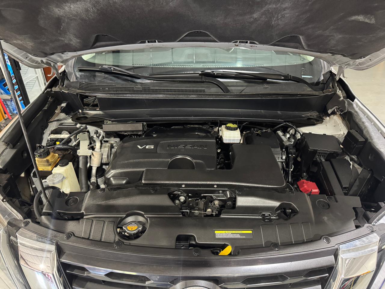 Nissan Pathfinder S 2020