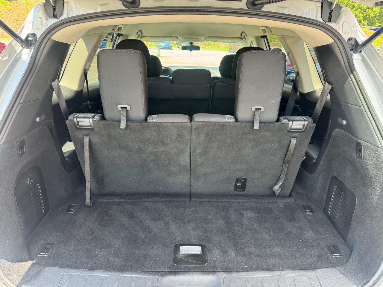 Nissan Pathfinder S 2020