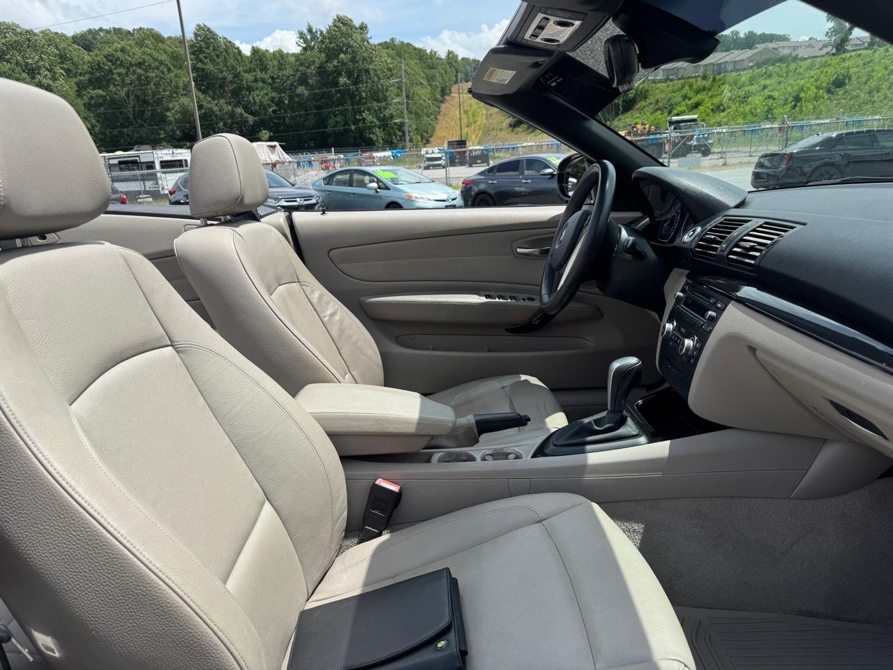 BMW 1-Series 128i Convertible 2011