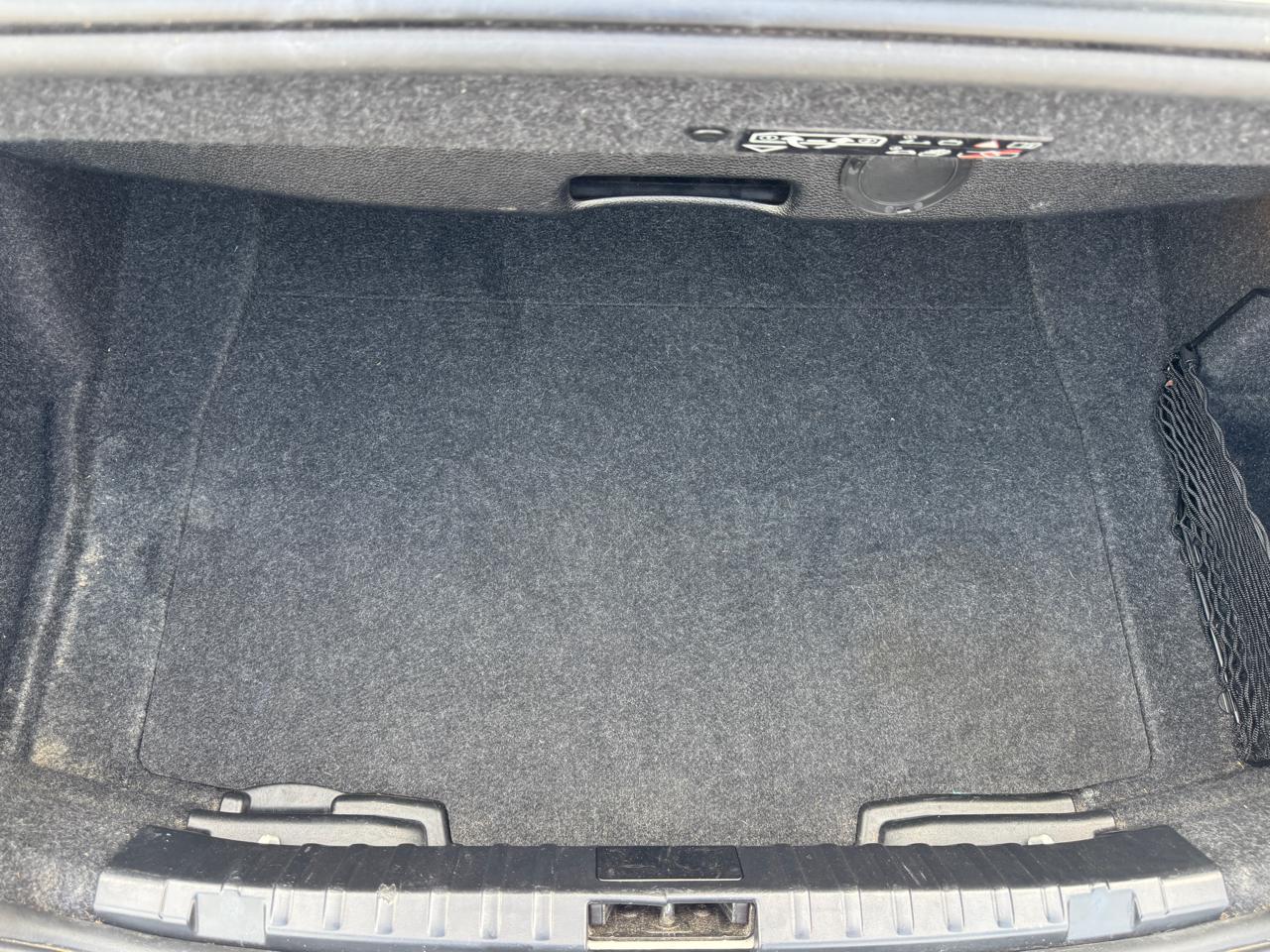 BMW 1-Series 128i Convertible 2011