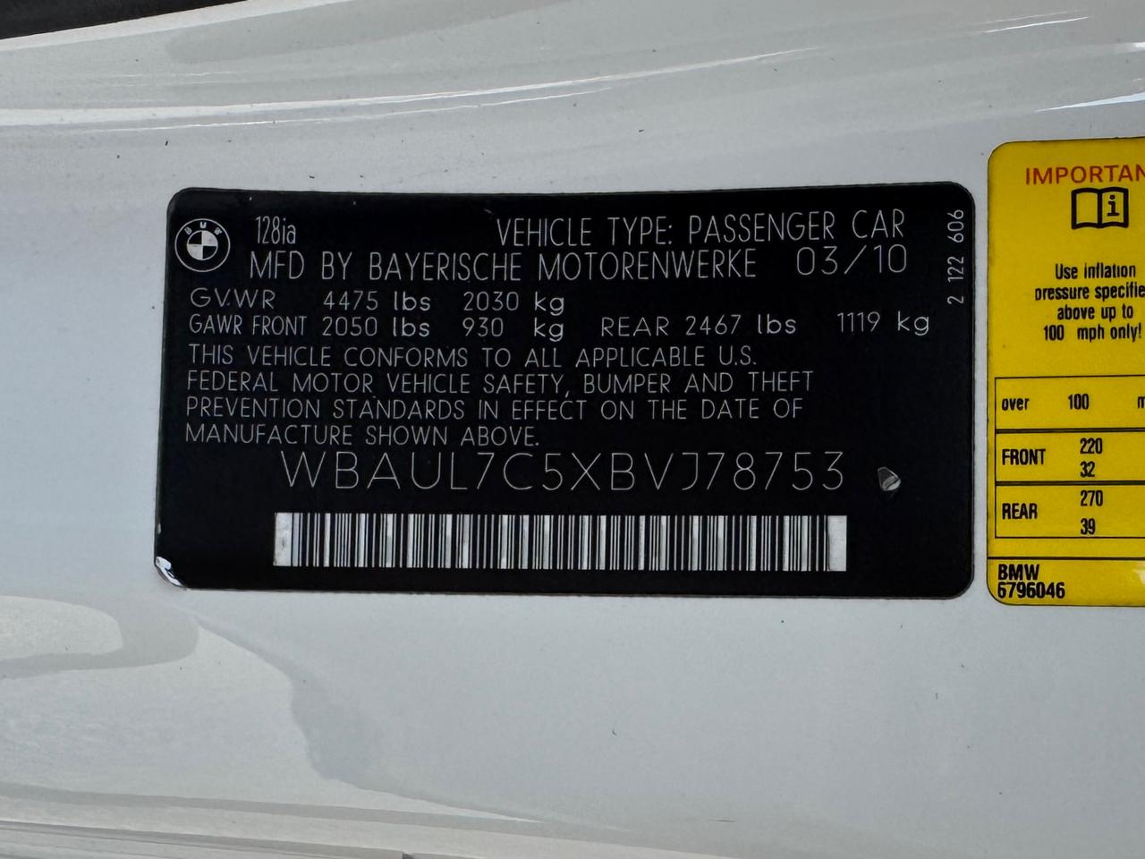 BMW 1-Series 128i Convertible 2011