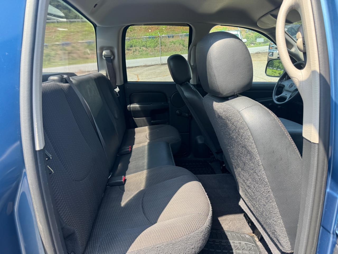 Dodge Ram 1500 ST Quad Cab 2003