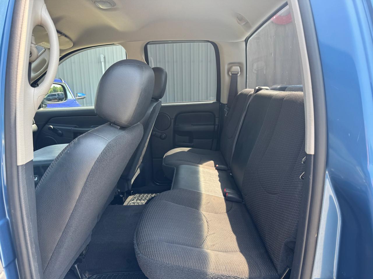 Dodge Ram 1500 ST Quad Cab 2003