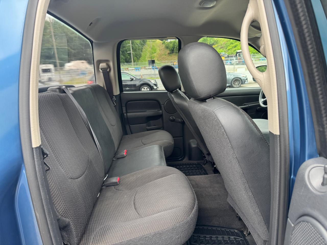 Dodge Ram 1500 ST Quad Cab 2003