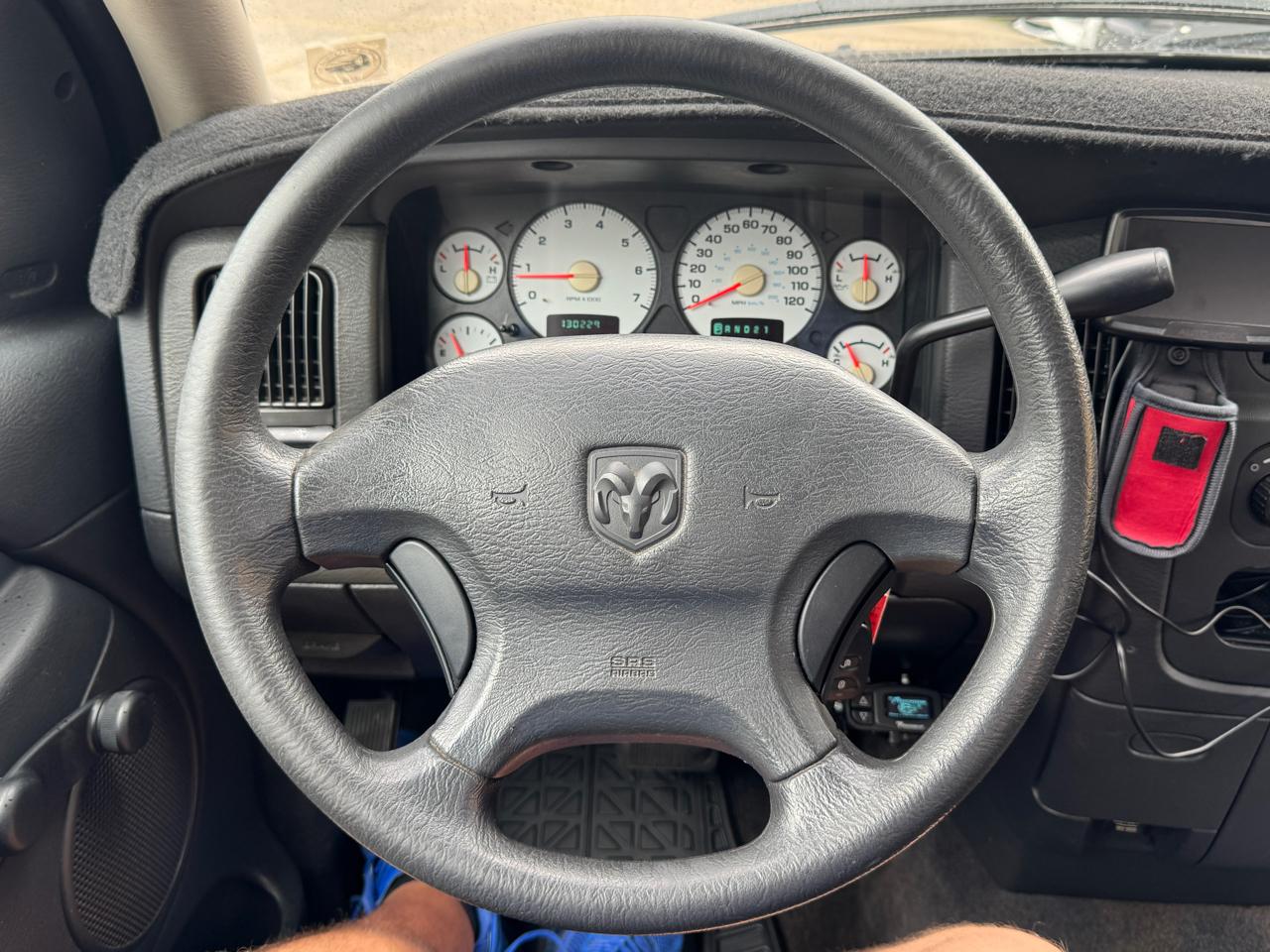 Dodge Ram 1500 ST Quad Cab 2003