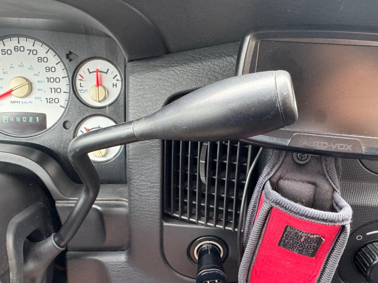 Dodge Ram 1500 ST Quad Cab 2003
