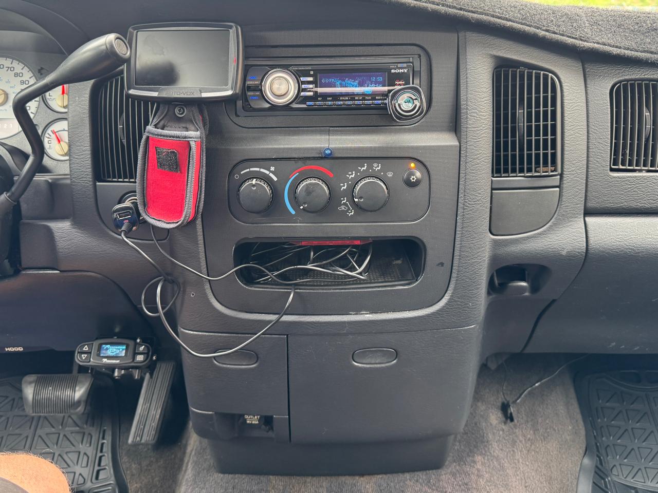 Dodge Ram 1500 ST Quad Cab 2003