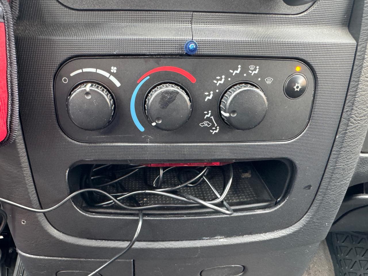 Dodge Ram 1500 ST Quad Cab 2003