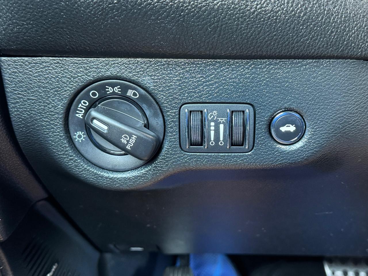 Dodge Challenger  2017