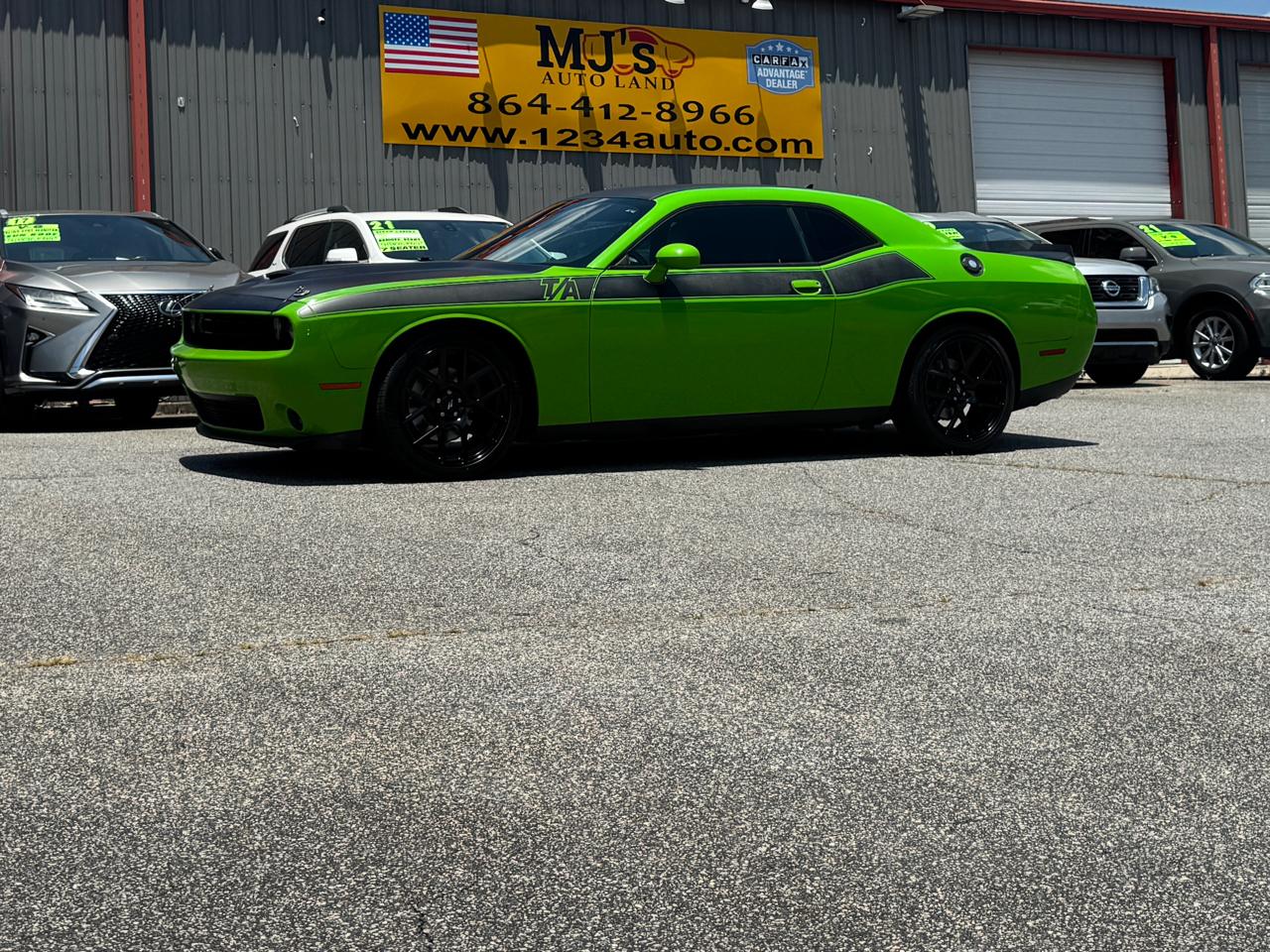 Dodge Challenger  2017