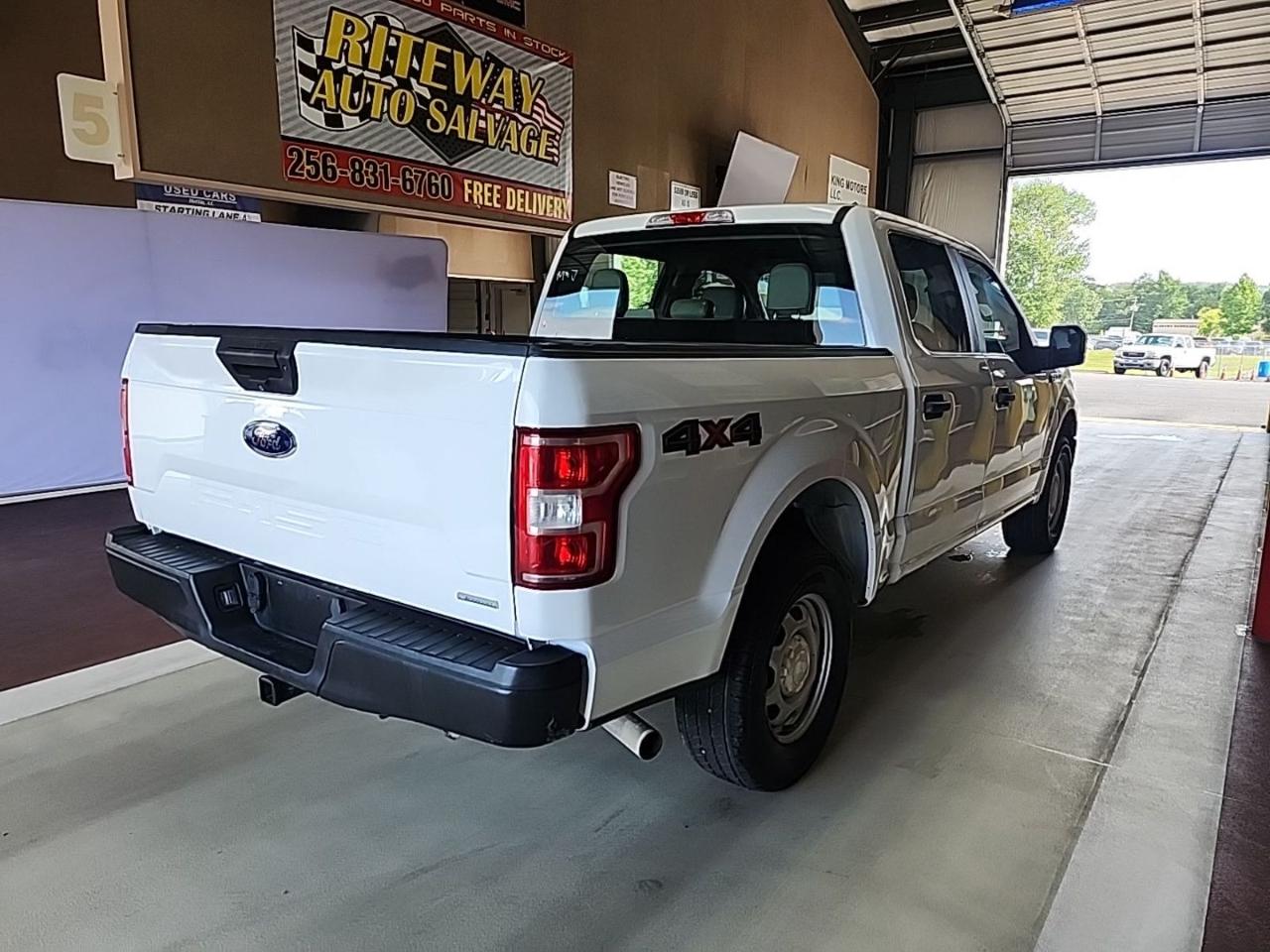 Ford F-150 XL SuperCrew 4WD 2018